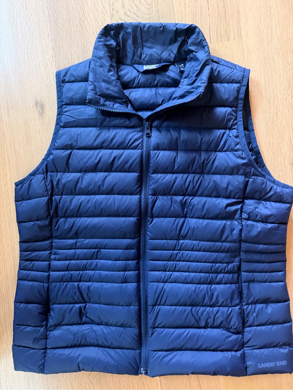 Lands' End Women's Dark Blue Quilted Packable Vest - Picture 4 of 5
